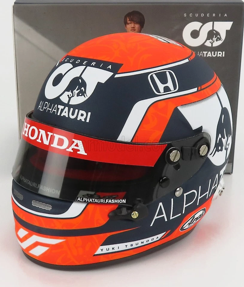 1/2 MINI HELMET - ARAI HELMET - F1  CASCO HELMET AT02 HONDA RA620H TEAM 4100119 - Immagine 1 di 1