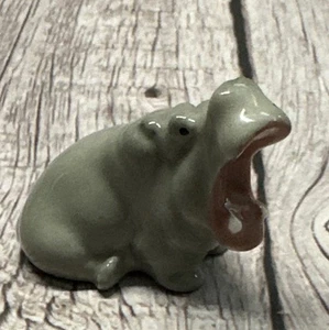 "Estatuilla de hipopótamo miniatura de porcelana imperial rusa Lomonosov - Hecha en la URSS 1,5""" - Imagen 1 de 6