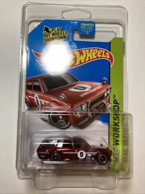 HOT WHEELS 2014 SUPER TREASURE HUNT '71 DATSUN BLUEBIRD WAGON RARE SMOOTH GRILLE - Image 1 of 4