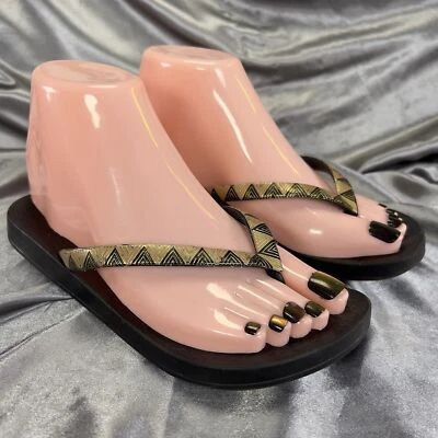 Женские летние сандалии-шлепанцы Ipanema стринги 5/35,5 черное золото треугольники - Изображение 1 из 4