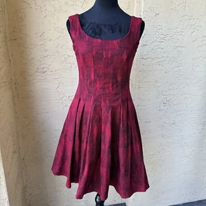 Nooworks Minikleid Schlangenmuster Rundhals ärmellos Fit & Flare Gr. S Taschen - Bild 1 von 12