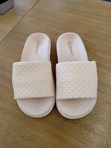 Waco Ladies Spenco Slippers Size 5.5 - Picture 1 of 5