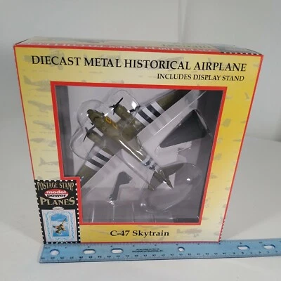 Model Power 5558 1:100 Douglas C-47 Skytrain USAF 94 Sqn. - Image 1 of 4