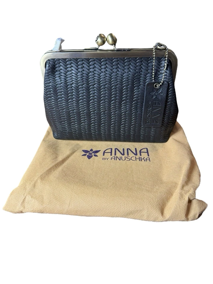 Anna by Anuschka Clutch Crossbody Handbag Kiss-Lock Closure Black Heritage
