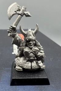 Warhammer Fantasy - Dwarfs - Queen Helgar Longplaits - Metal - 1996 - Imagen 1 de 7