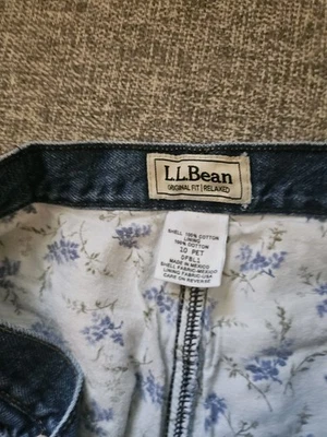 ll bean womens Flannel Lined Jeans Size 10 Petite Relaxed Fit  - Image 1 of 4