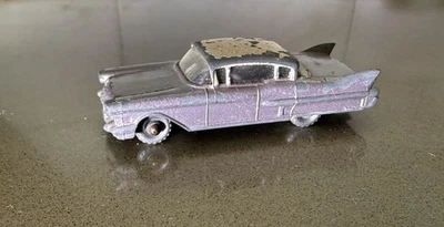 Matchbox Grey Plastic Wheels No 27 Cadillac Sixty Special Red Base - Image 1 of 4