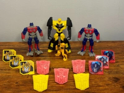 Juguetes TRANSFORMERS 15 piezas BumbleBee y Optimus Prime Foto 1 de 4