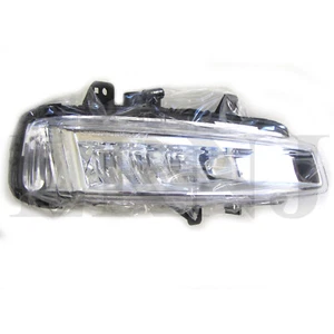 LAND ROVER DISCOVERY SPORT 2015-2018 OEM FRONT RH / PASSENGER FOG LAMP LR077887 - Picture 1 of 7