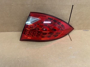 OEM 2011 2012 2013 2014 PORSCHE CAYENNE LED TAIL LGHT RIGHT RH NICE! - Foto 1 di 8