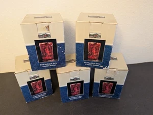 (5) Candelabro estilo antiguo rojo Cobble Creek - sin velas nuevo - Imagen 1 de 9