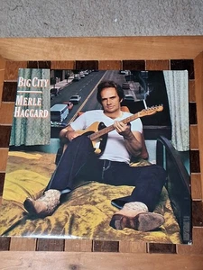 Merle Haggard - Big City (CBS 1981 Vinyl LP #FE37593) Play Graded VG - Picture 1 of 2