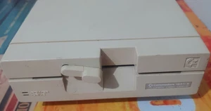Commodore 1541 II (Ersatzlaufwerk) funktioniert 64 Disklaufwerk 043916 for parts - Bild 1 von 6