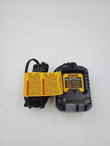 GENUINE OEM DEWALT DCB1102 12V MAX 20V MAX 60V FLEXVOTE BATTERY CHARGER 2 AMP - Picture 1 of 3