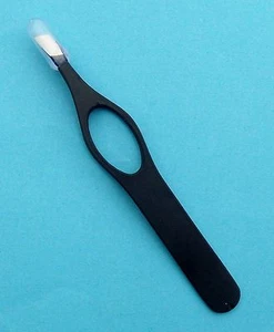 Empuñadura profesional de precisión belleza pinzas para pelar el cabello negro fino - Imagen 1 de 1