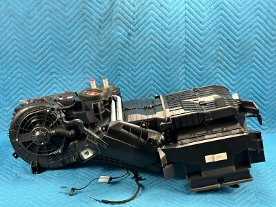 Nissan Titan XD 5.0L Diesel Front AC Evaporator Heater Assembly 47k 2016-2018 OE - Image 1 of 4