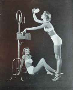 Gray O'Reilly Models Posing for Fashion Magazine 1949 Illustration Page - Picture 1 of 2