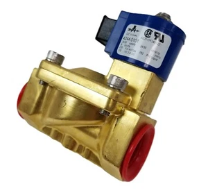 GC Valves 4244-0101 Solenoid Valve 8W 200 PSI Air/Gas 100 PSI 2-4 Oil NEW - Picture 1 of 10