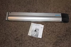 Attuatore elettrico Festo HMP-32-400-B-SL-2G4-Z1A-AD 537943 HMP32400BSL2G4Z1AD - Foto 1 di 9
