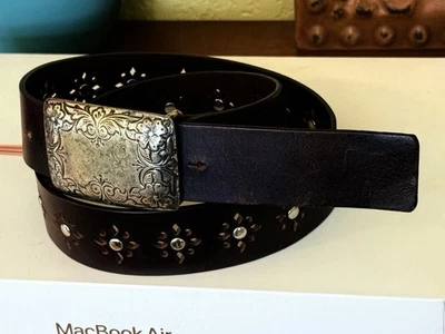 Cinto de couro cravejado Tanner feminino tamanho L marrom trabalhado Itália - Imagem 1 de 4