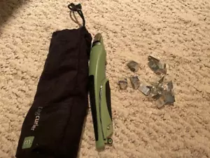 Making Memories~Tag Curler Tool and Curling Tags - Picture 1 of 5