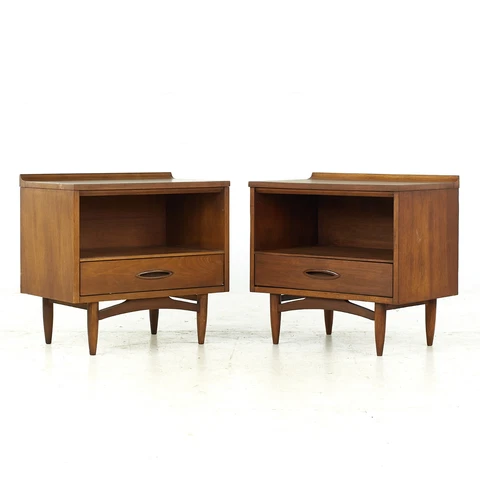 Broyhill Sculptra Mid Century Walnut Nightstand - Pair Cover