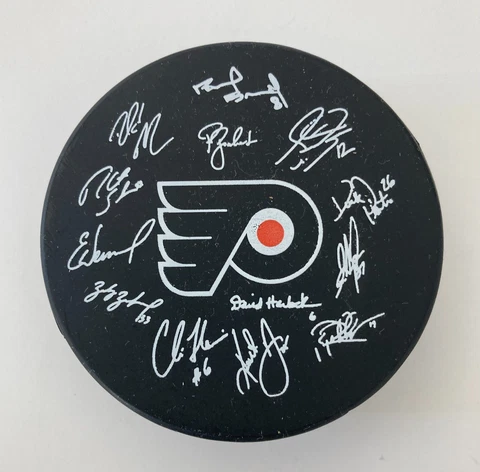 Philadelphia Flyers Regulation Size Hockey Puck w/ Replica Auto's (Circa 2007) Cover