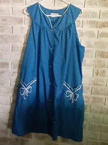 Bata bordada a lunares vintage Lara Dee talla 52 - Imagen 1 de 7