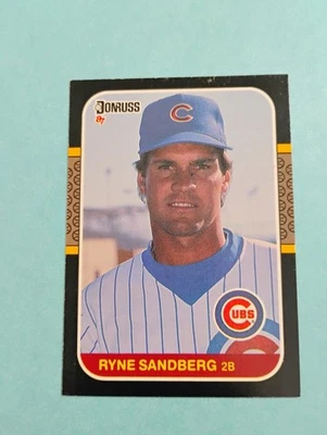 Tarjeta de béisbol Donruss Ryne Sandberg 1987 miembro de los Chicago Cubs número 77 Foto 1 de 4