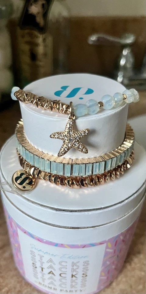 Bomb Party RETRO Stack RBP5257 The Golden Starfish Nuevo en caja Foto 1 de 4