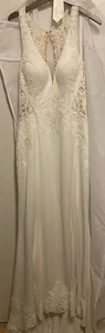 Essence of Australia Wedding Dress Size 10 USA Ivory, Lace, with train pre-owned - Picture 1 of 13