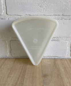 Tupperware Pie Slice Keeper Sheer Wedge #269-16 w/Lid #268-15 - VINTAGE USA - Picture 1 of 10