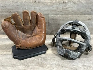 Vintage Spalding Pro Model Baseball Glove W/Stand & Wilson Catchers Mask - Picture 1 of 9