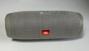 JBL Charge 3 Bluetooth Lautsprecher Tragbares Lautsprechersystem - Grau - Bild 1 von 9