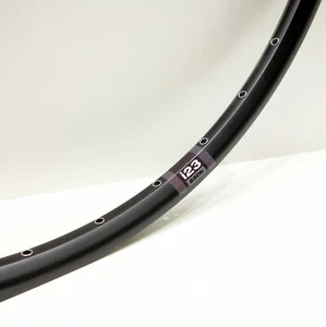 27,5“ 23-584 650 B WTB ST I23 TCS Mountainbike Disc Felge 32 Loch - Picture 1 of 6