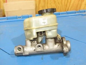 1997-2005 Buick Century 3.1L OEM brake master cylinder 98 99 00 01 02 03 04 05 - Picture 1 of 5