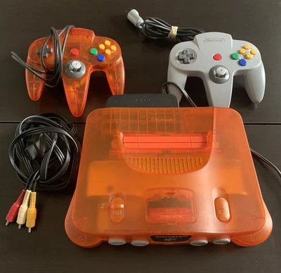 Nintendo 64 Funtastic Fire Orange ~ Probado y funcionando con dos mandos Foto 1 de 4