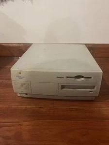 Power Macintosh 7500 With Mac OS 9.1 - Picture 1 of 6