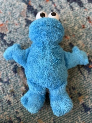 Hasbro Sesame Street Cookie Monster Plush Talking Stuffed Toy 10" Works 2010 - Image 1 of 4