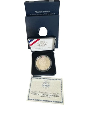 2009 P Abraham Lincoln UNC Commemorative 90% Silver Dollar w/COA & OGP - Image 1 of 3