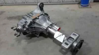 2001-2006 GMC Yukon Front Differential Carrier Assembly AWD opt NP3, 3.73 rt Oem - Image 1 of 2