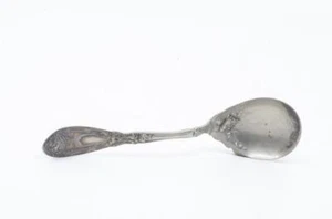 ROGERS 1881 A1 VINE WITH GRAPES DESERT SPOON   REF: 8243Y - Picture 1 of 1