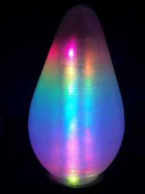 Lámpara bombilla gigante multicolor hecha a mano/luz nocturna Foto 1 de 4