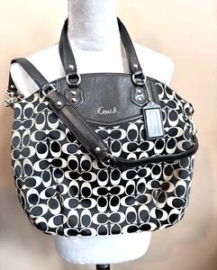 Borsa Coach Ashley nera beige firmata porta tutto a tracolla tessuto bordo pelle - Foto 1 di 17