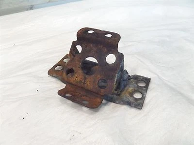 Soporte pivote montaje tanque gasolina combustible Suzuki GSX1300R Hayabusa Busa 2008-2011 Foto 1 de 4