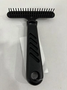New! 6" long 4 1/4" wide Black HORSE MANE & TAIL RAKE w/ 20 PINS For grooming - Picture 1 of 1