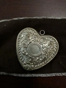 Gorham Sterling Silver Heart Christmas Ornament yr88/1 Ornate Rose Floral Detail - Picture 1 of 6