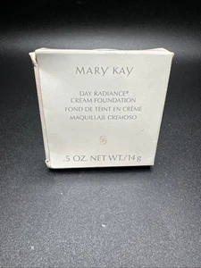 Base en crema Mary Kay Day Radiance #835300 beige tostado 0,5 OZ/14 g ¡RARA! - Imagen 1 de 2