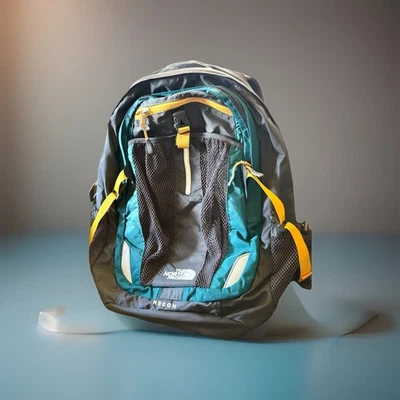 Mochila de día The North Face Recon AJVC Legacy gris amarillo y verde azulado nueva con etiquetas Foto 1 de 4