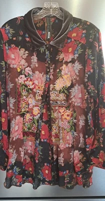 Top túnica bordada Anthropologie ARATTA SILENT JOURNEY negro y multi LRG Foto 1 de 4